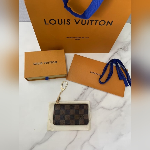 Louis Vuitton Damier Ebene Key Pouch - Picture 1 of 16